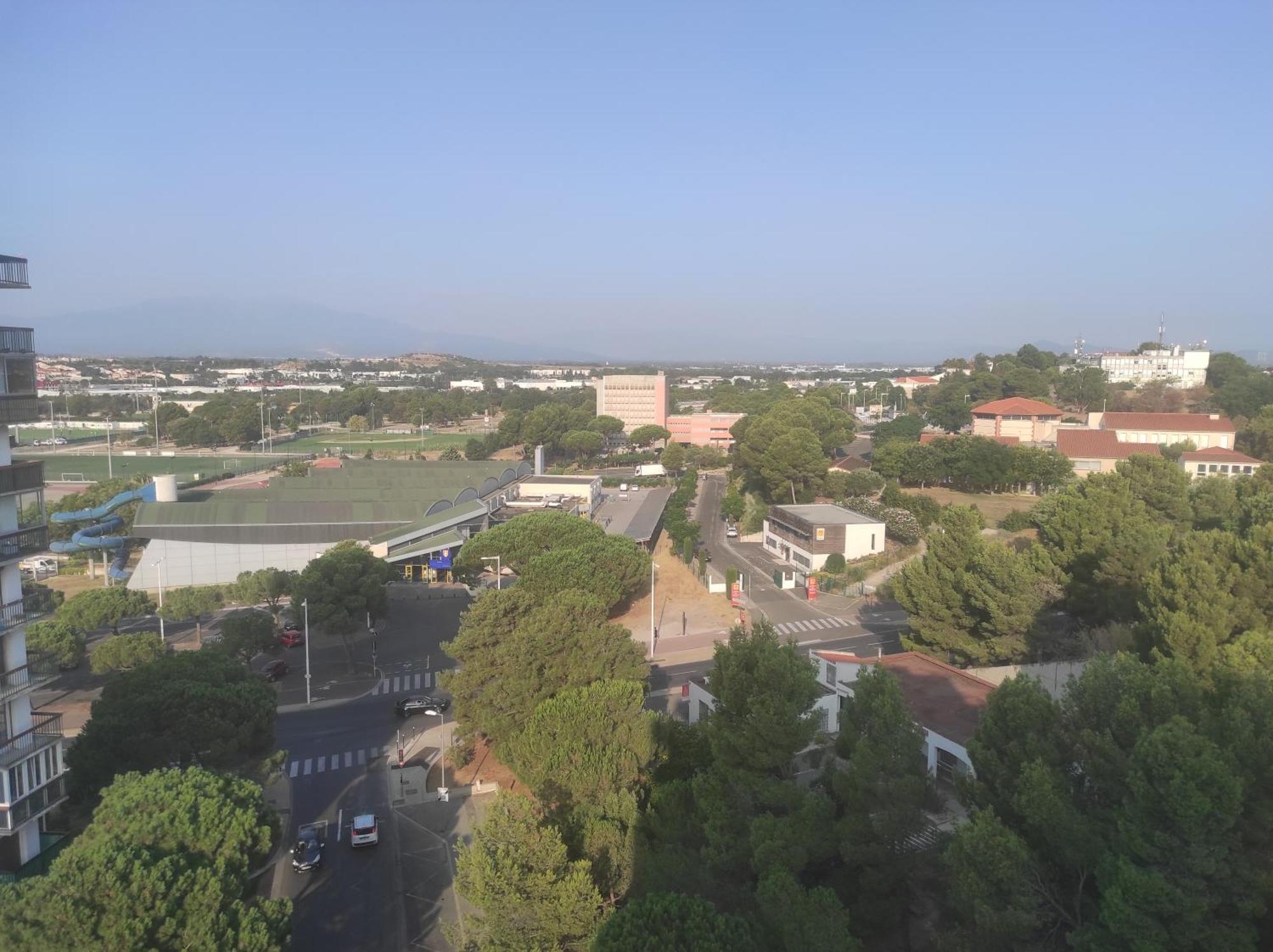 T2 30M2 Au Calme, Vue Montagnes, Apercu Mer Apartment Perpignan Exterior photo